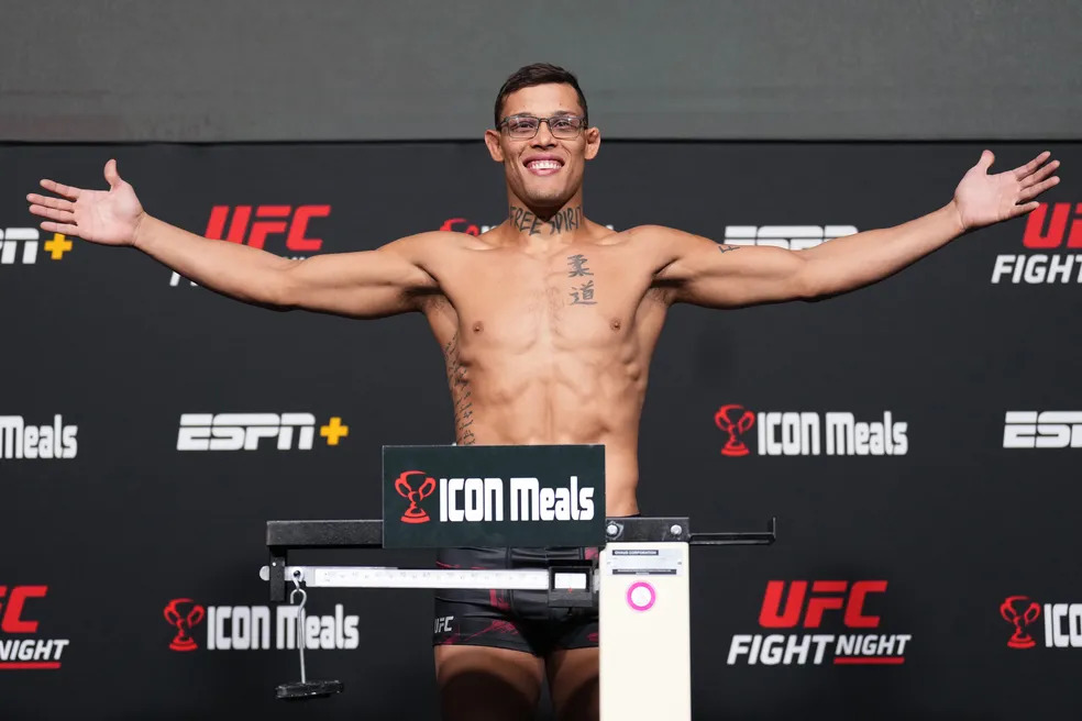 Com vínculo renovado, Caio Borralho revela “esquema contratual por cinturão” no UFC