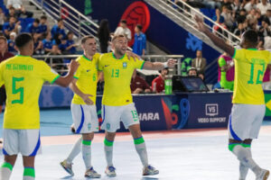 Brasil encerra fase de grupos do Mundial de Futsal com 100% de aproveitamento