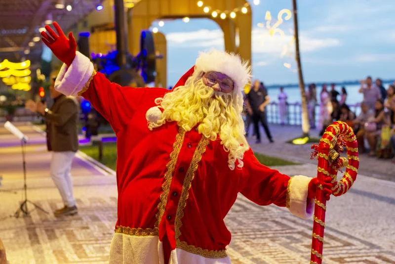 Estação promove campanha de doação de brinquedos com visita do Papai Noel, no dia 23